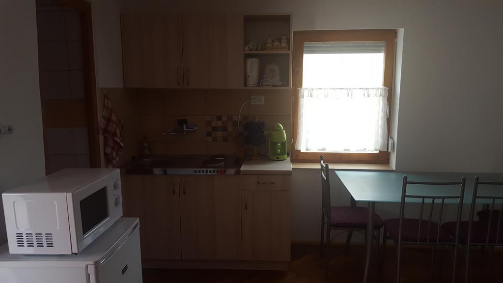 M&M Apartman Tiszafüred エクステリア 写真